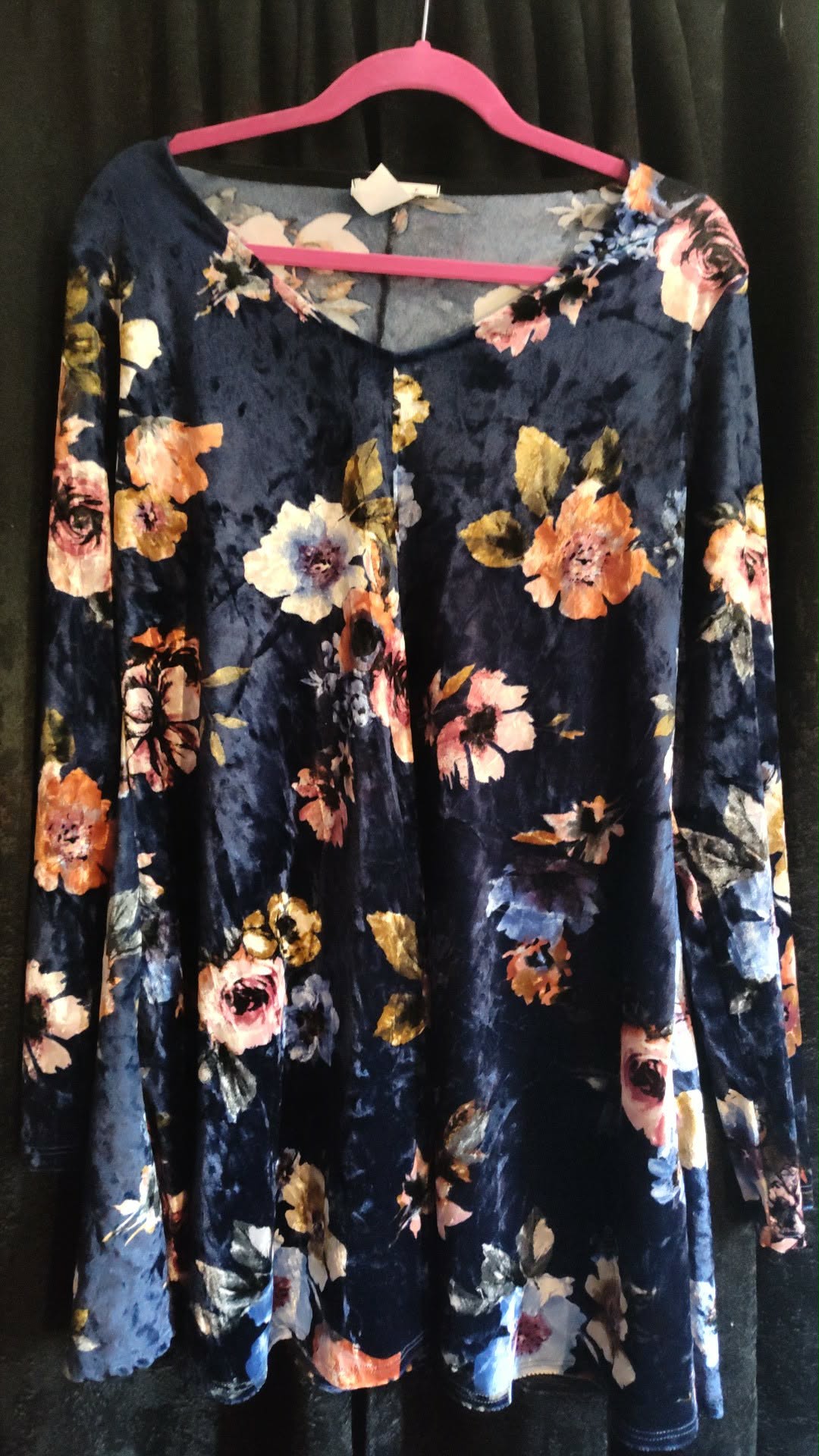 Lovely J Floral Velvet Tunic Top