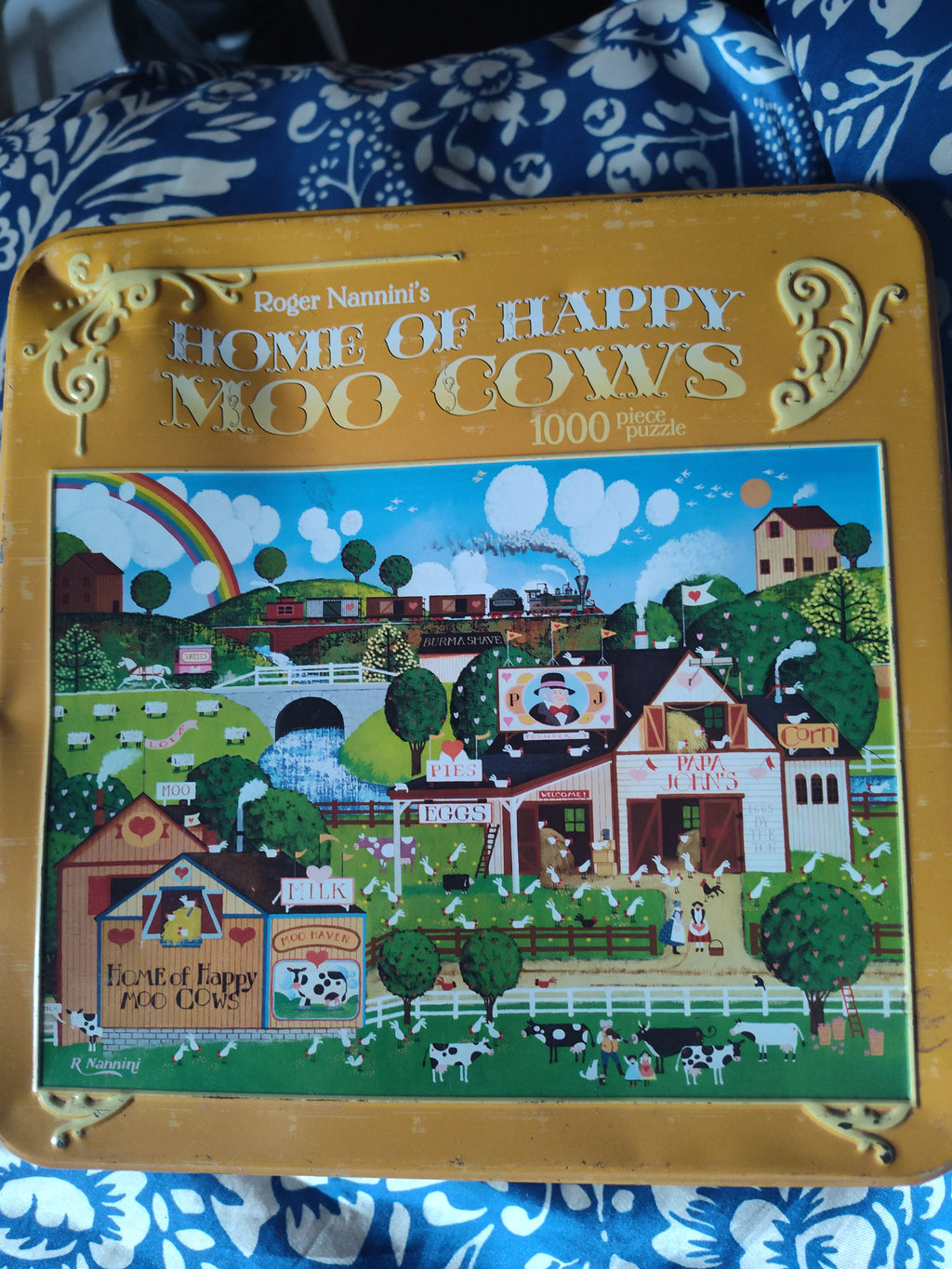 Roger Nannini's Home of Happy Moo Cows,collectible puzzle tin (1000pc)